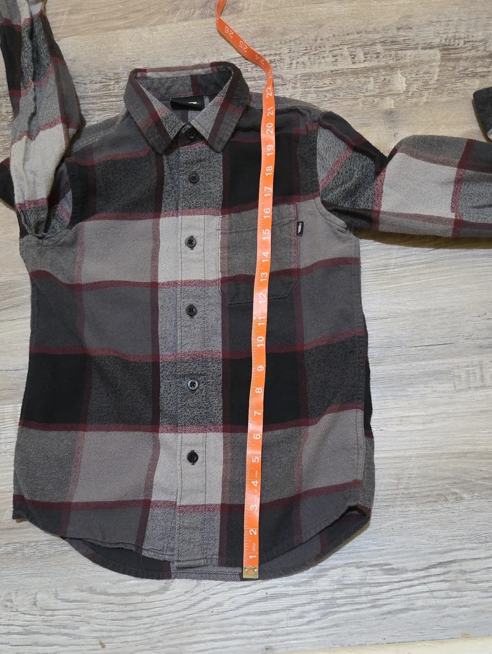 Vans Gray, Black & Maroon 100% Cotton Plaid Button-Down Shirt Boys Size S